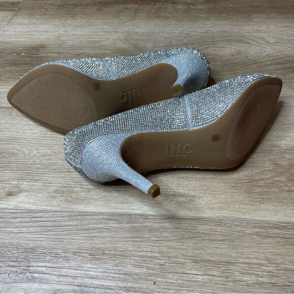 INC International Concepts Women's Silver Crystal Zitah Embellished Pumps sz 9 - Picture 8 of 8